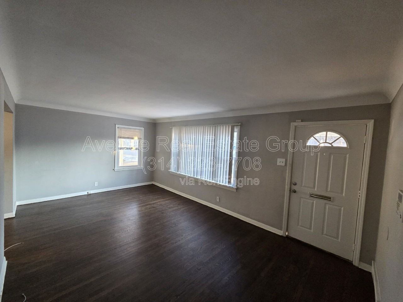 8573 Kathlyn Dr - Photo 2 of 13