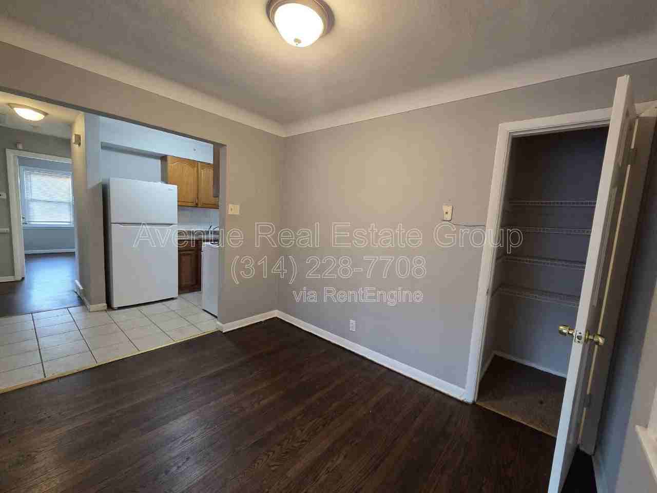 8573 Kathlyn Dr - Photo 4 of 13