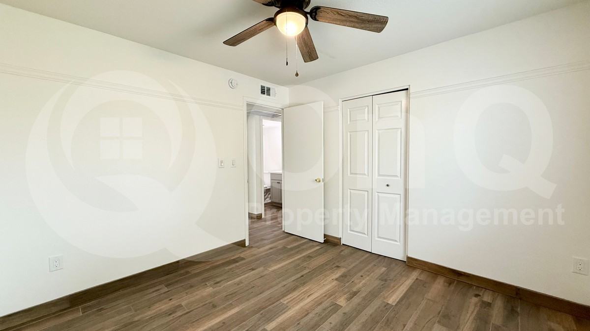 510 E Sesame St - Photo 2 of 19