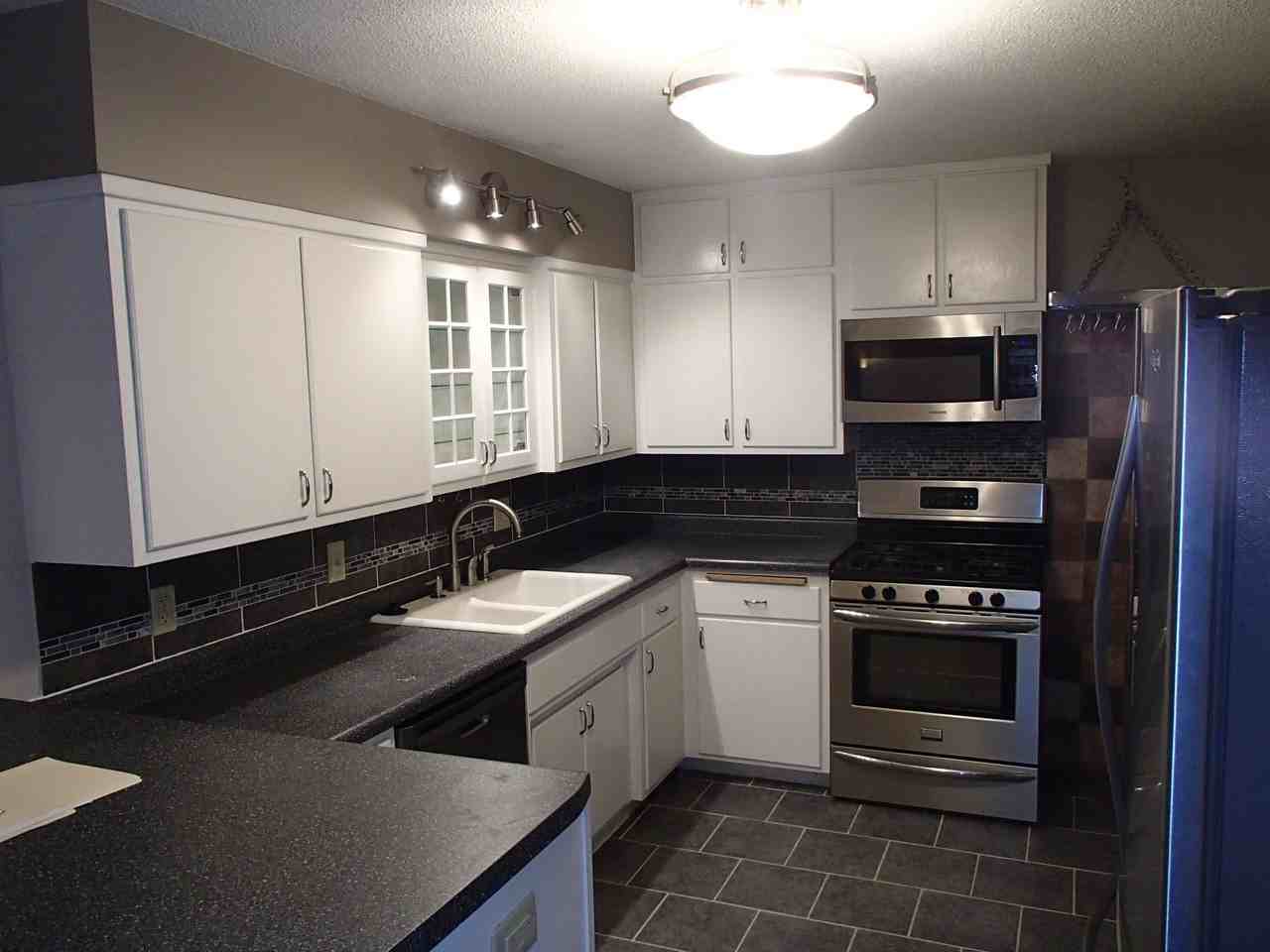 2527 23rd Ave Nw - Photo 4 of 19