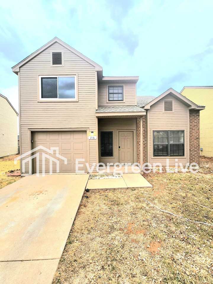 216 Crusader Ct - Photo 2 of 3