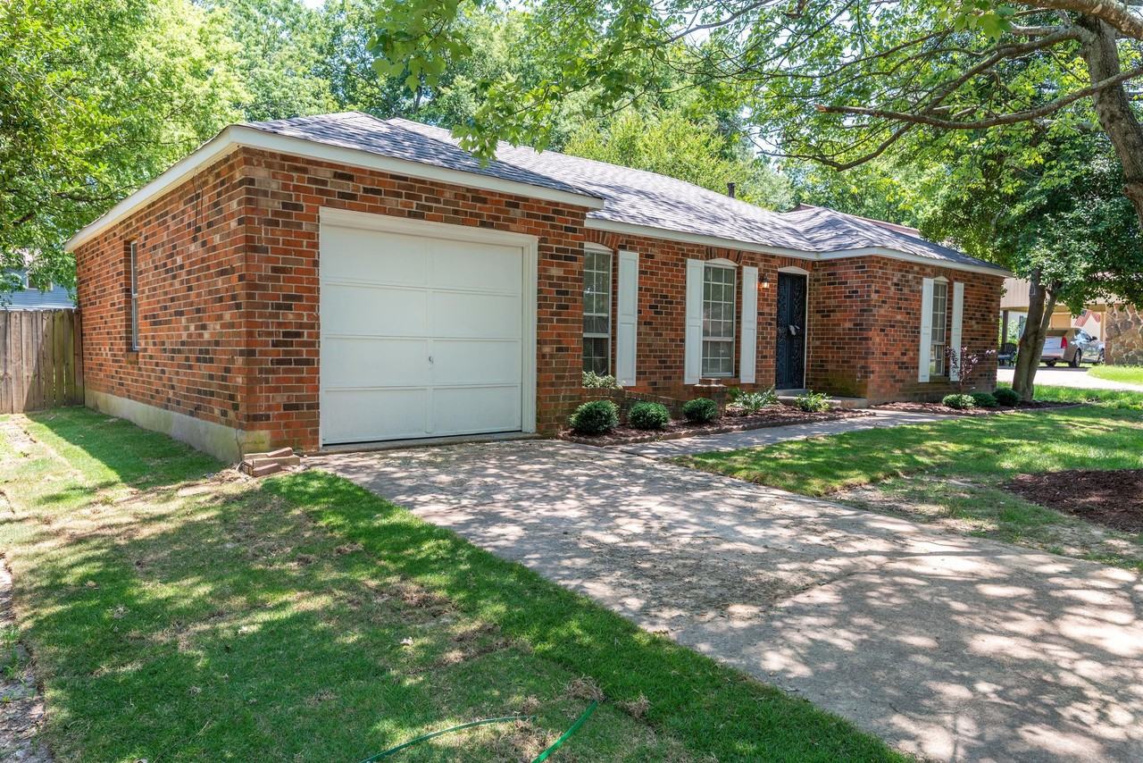 4262 Sunnyslope Dr #1 - Photo 7 of 50