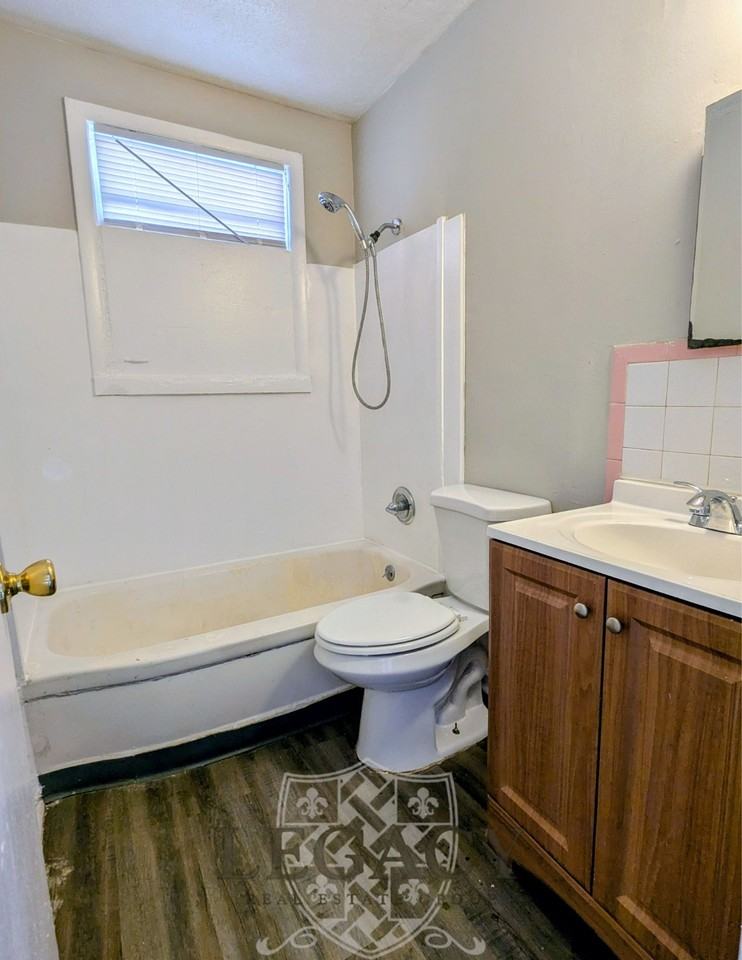 118 Rains Ave #2 - Photo 5 of 6