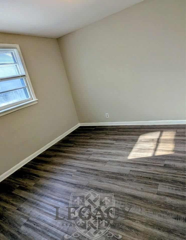 118 Rains Ave #2 - Photo 2 of 6