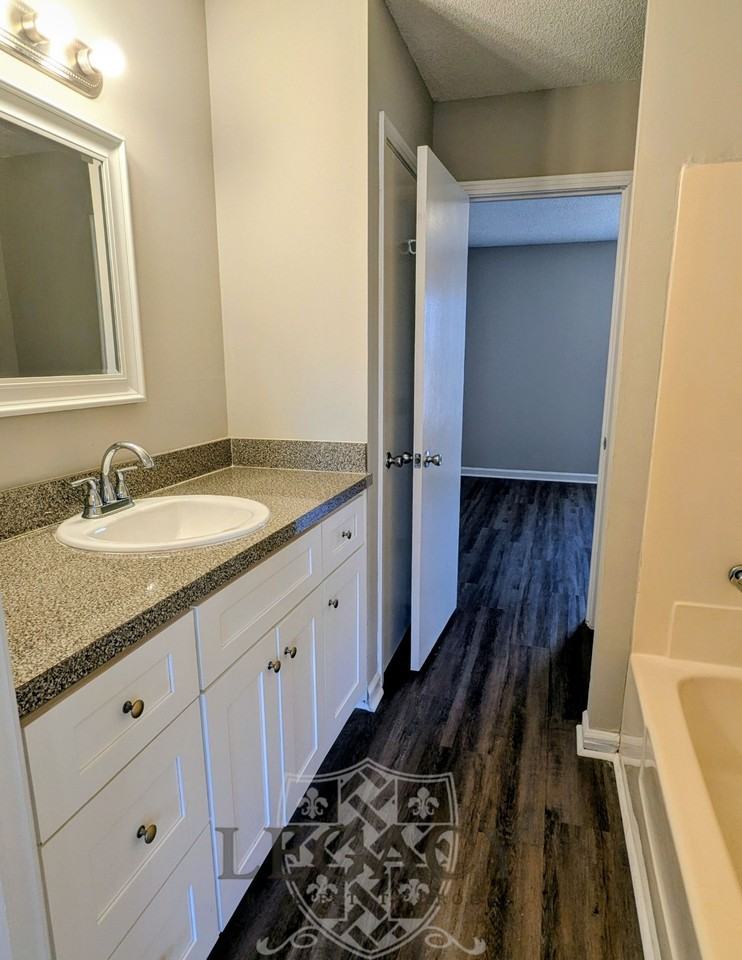 736 Holder Dr #1 - Photo 4 of 6