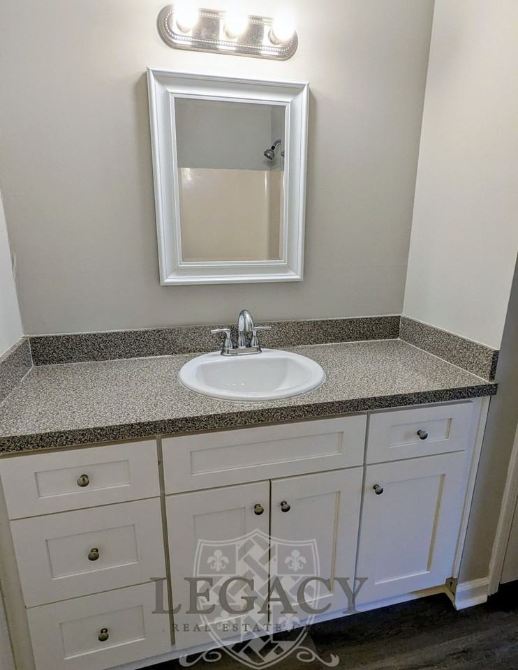 736 Holder Dr #1 - Photo 5 of 6