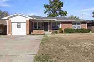 featured image of 1909 Ne 52nd St