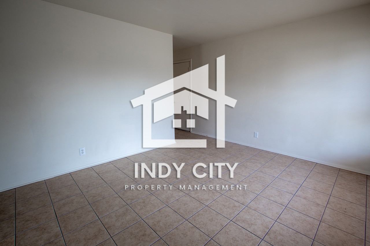 3049 Roseway Dr - Photo 3 of 20