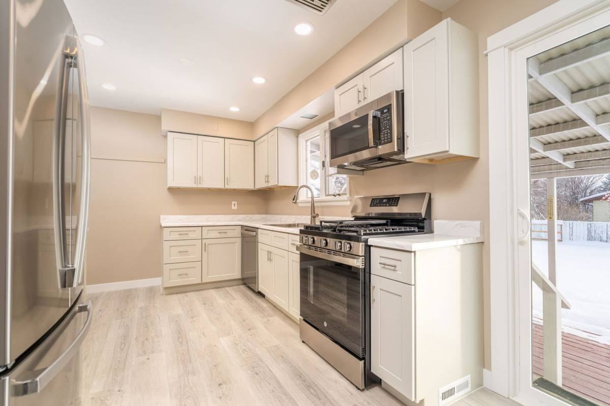 204 19th Ave Nw - Photo 5 of 10