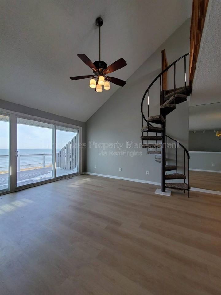1944 E Ocean View Ave #B - Photo 2 of 10