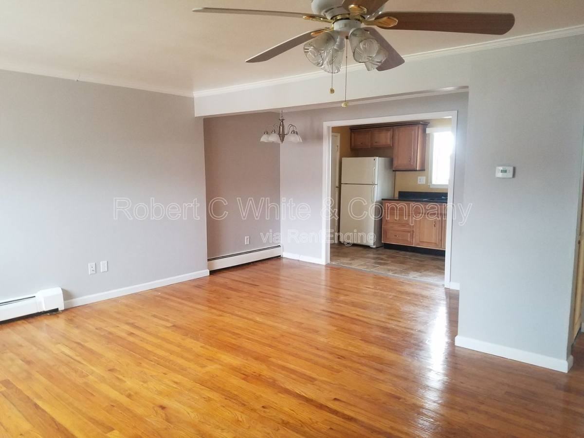 10 Colonial Dr #C - Photo 3 of 10