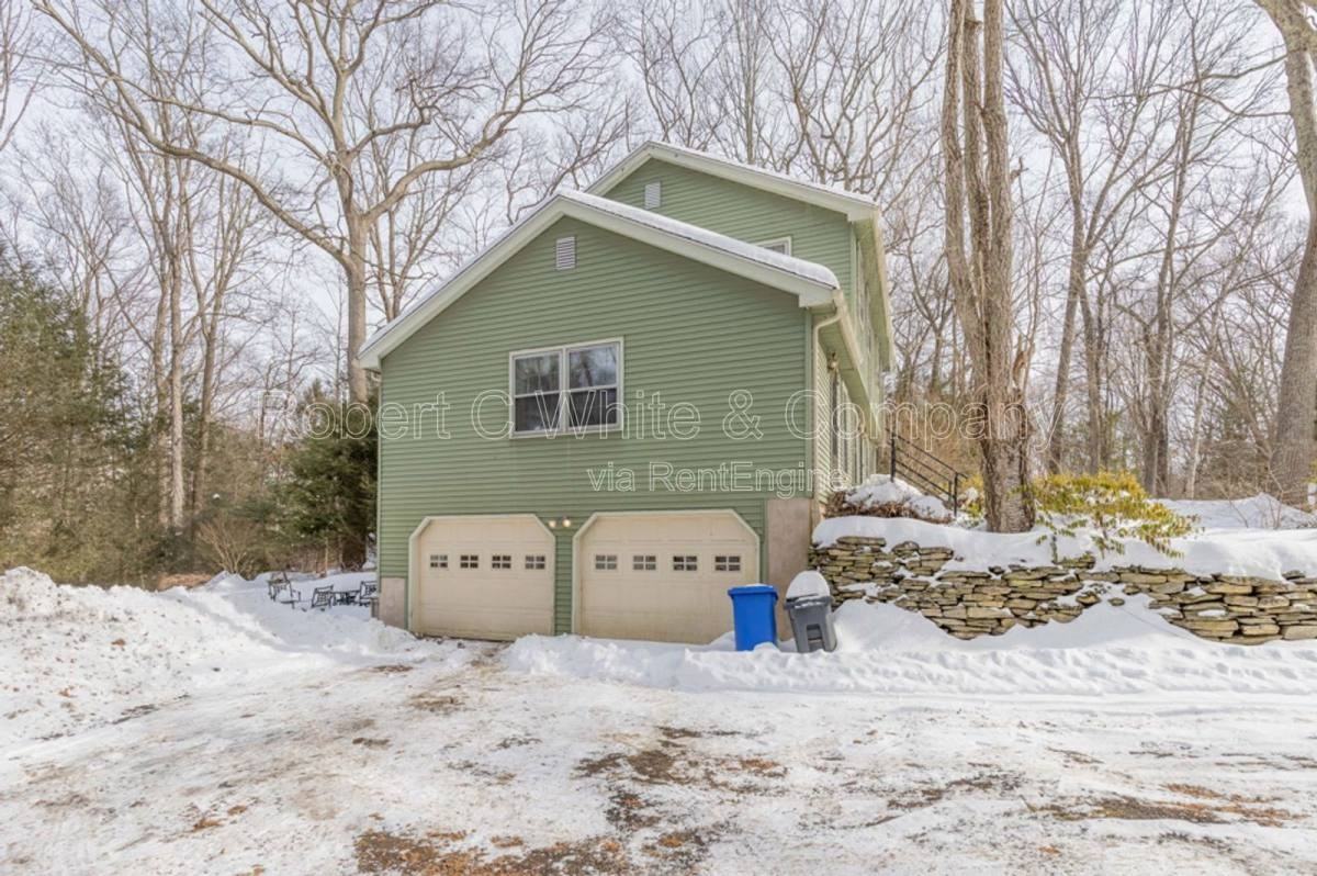 57 Ellise Rd - Photo 3 of 10