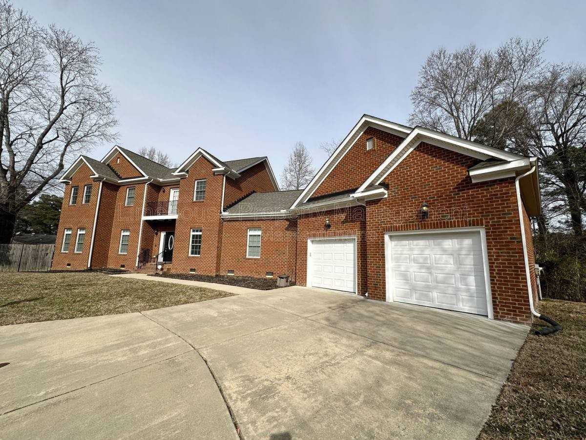 3121 Deans Ct - Photo 2 of 10