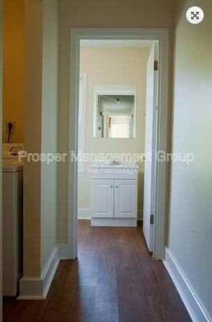 Columbus St #B - Photo 7 of 10