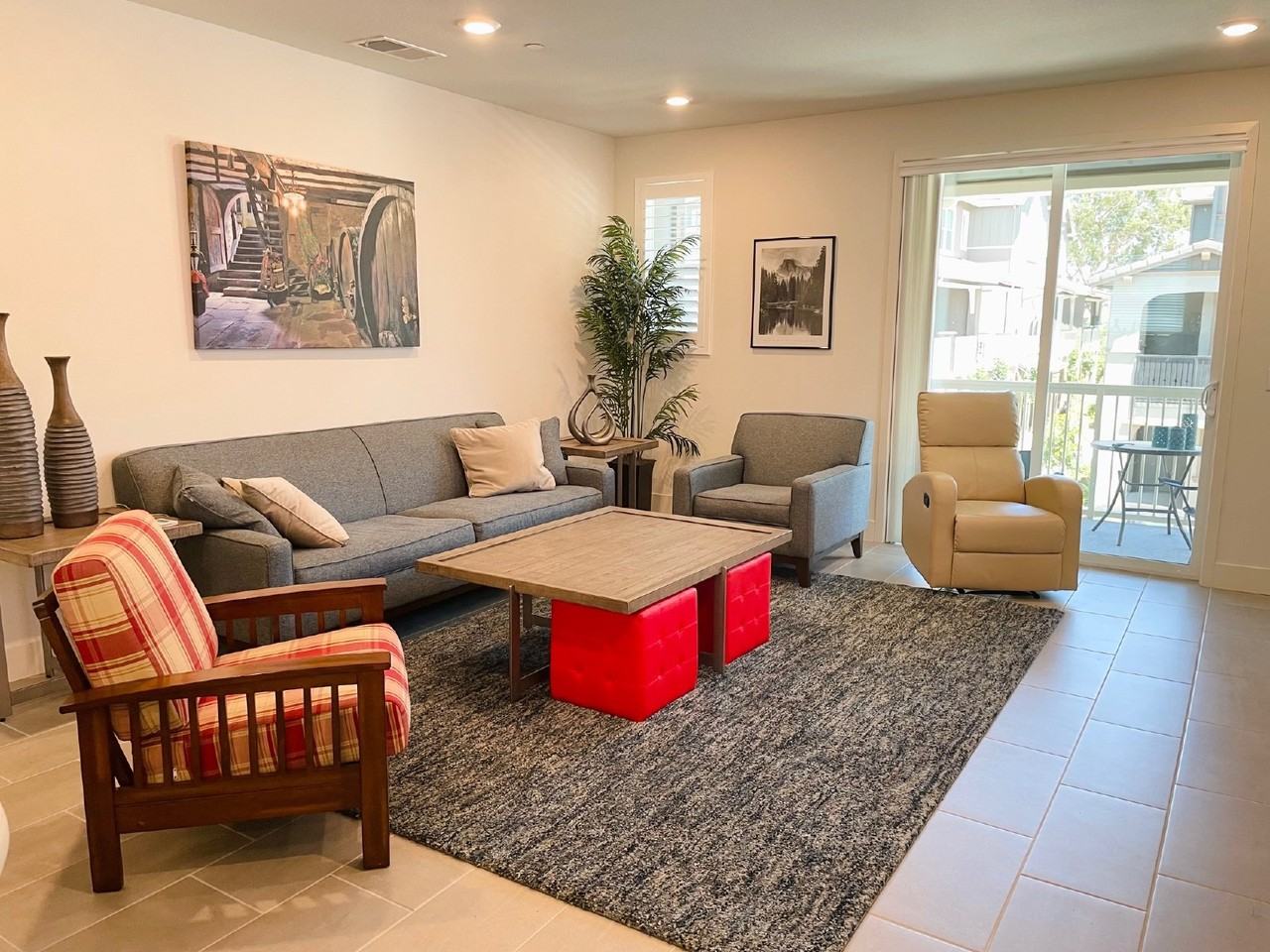 211 Plum Tree St - Photo 5 of 14