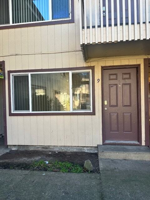 13746 Se Powell Blvd #09 - Photo 2 of 10