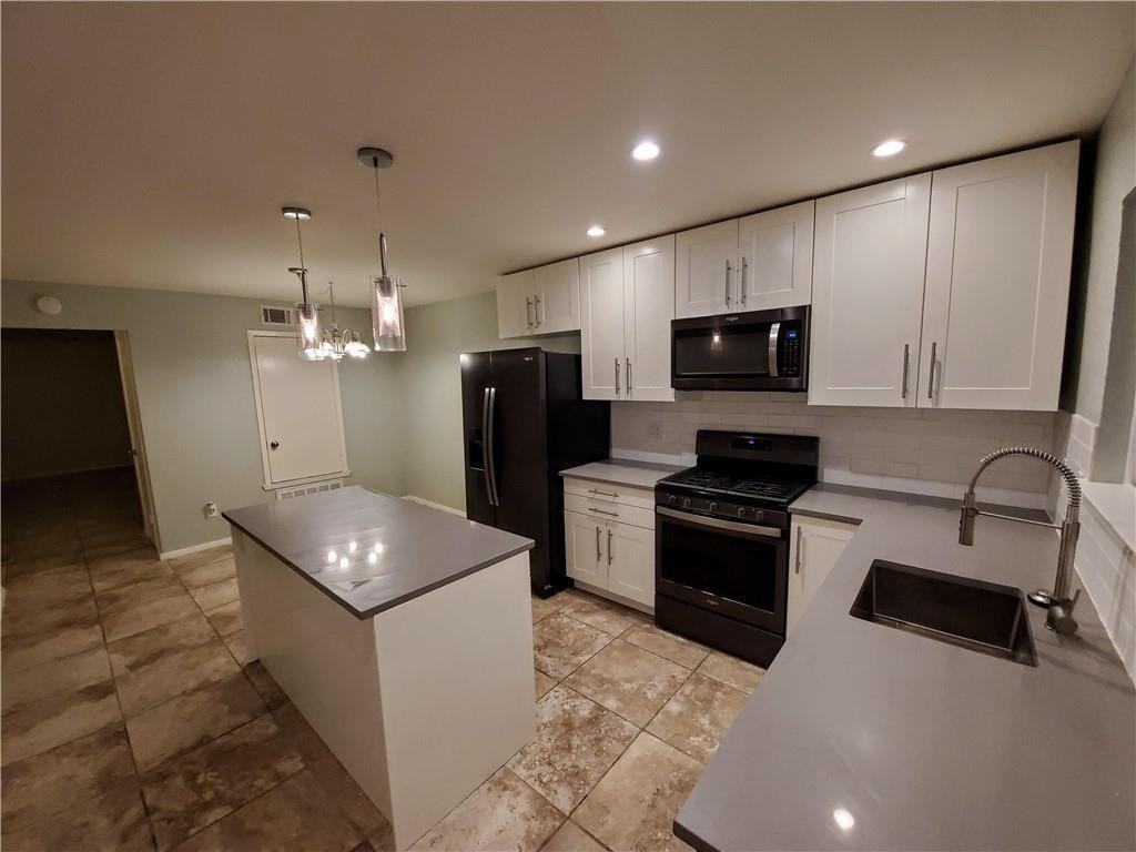 1410 Bellmar Dr - Photo 5 of 10