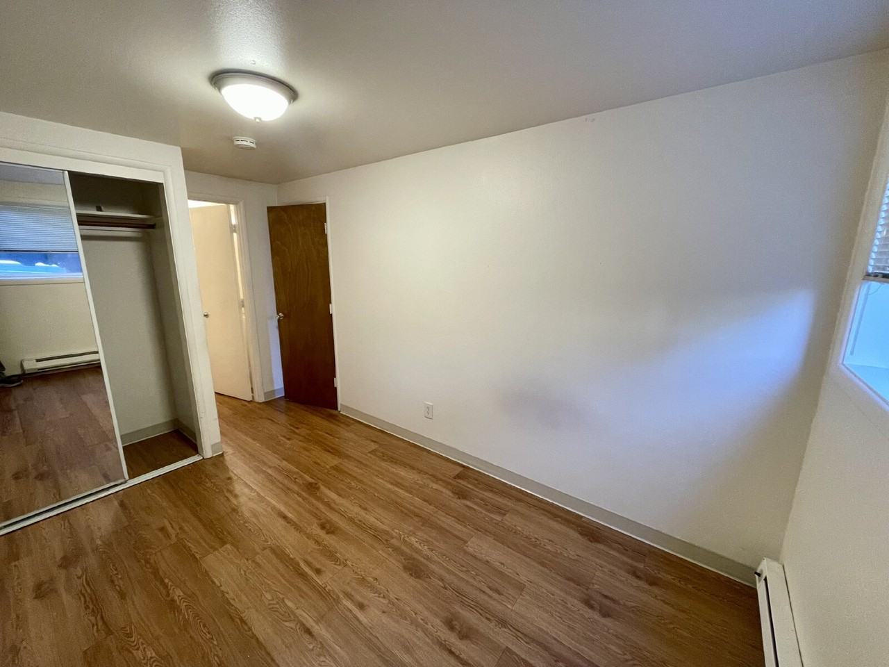 914 E 18th Ave Apt 2 - Photo 7 of 9