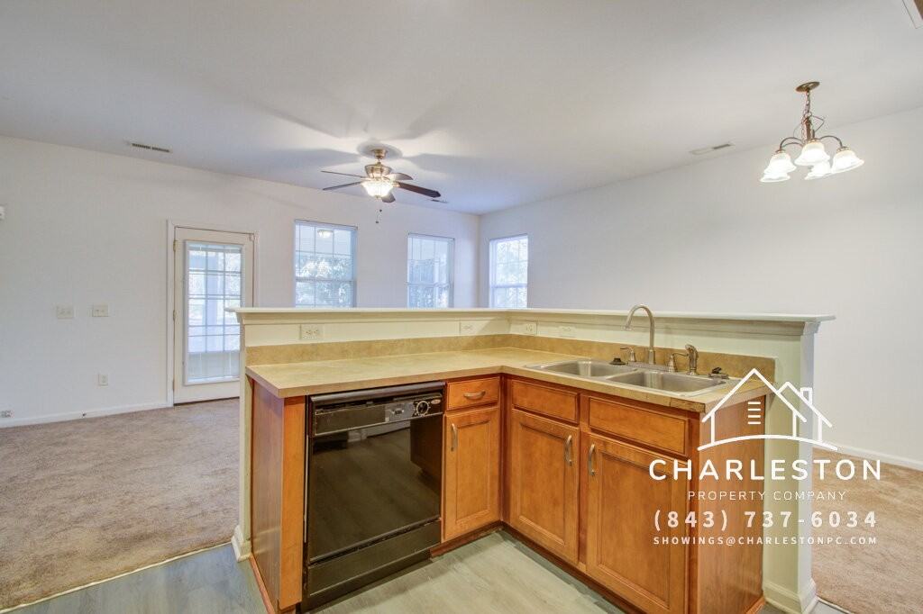 109 Woodward Rd - Photo 4 of 29