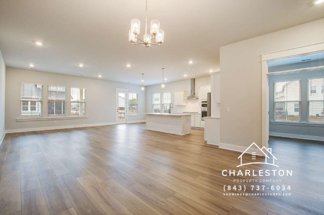 412 Parish Farms Dr - Photo 4 of 26