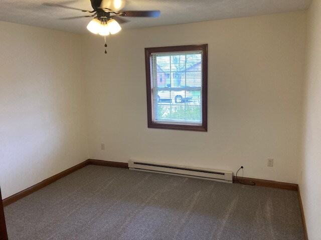 1373 Michael Ct - Photo 5 of 11