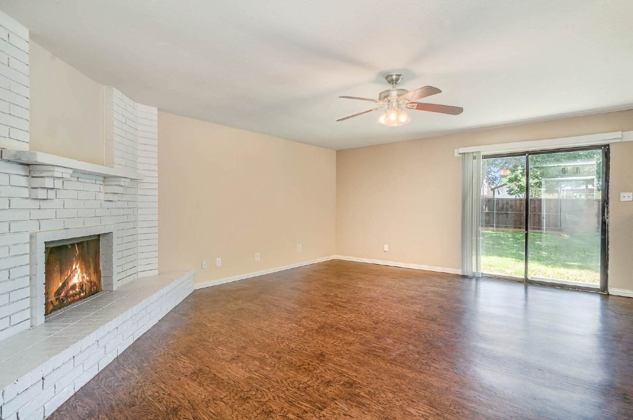 3724 Bridalwreath Dr - Photo 5 of 26