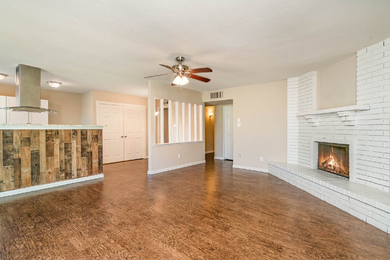 3724 Bridalwreath Dr - Photo 6 of 26