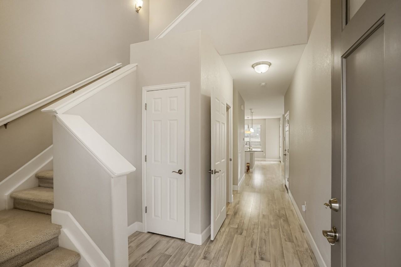 3616 S Lisbon Ct - Photo 3 of 29