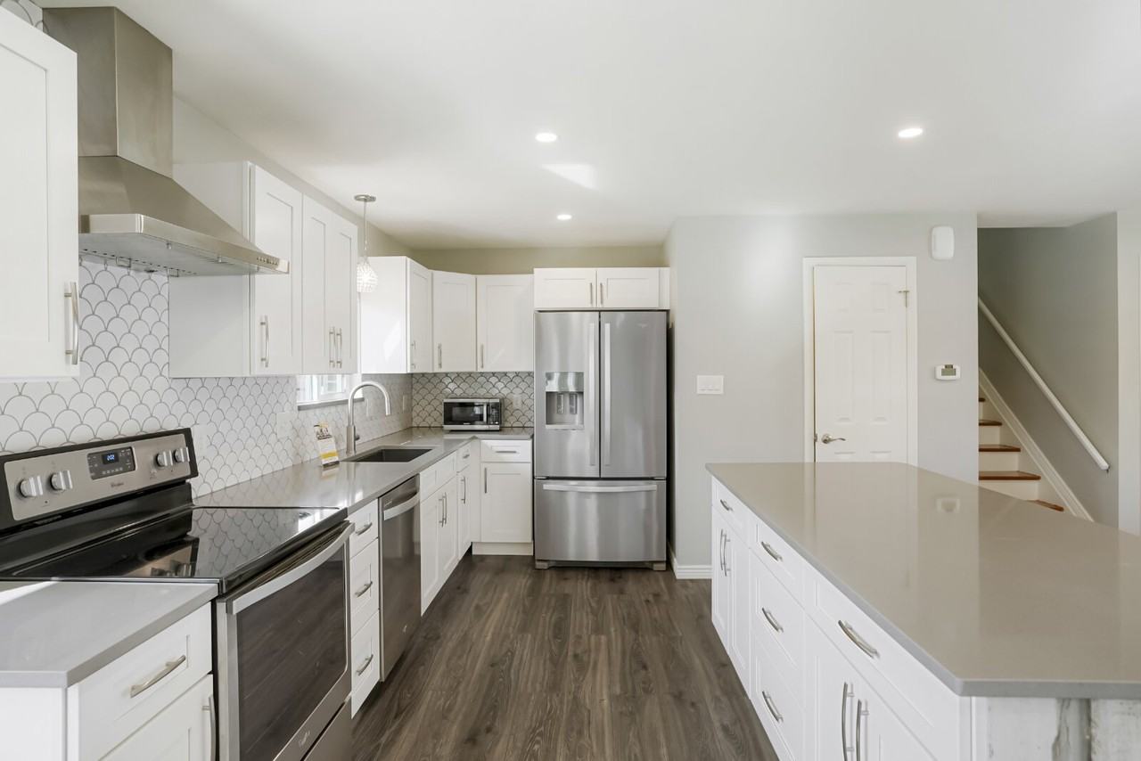 5287 Indiana St - Photo 5 of 26