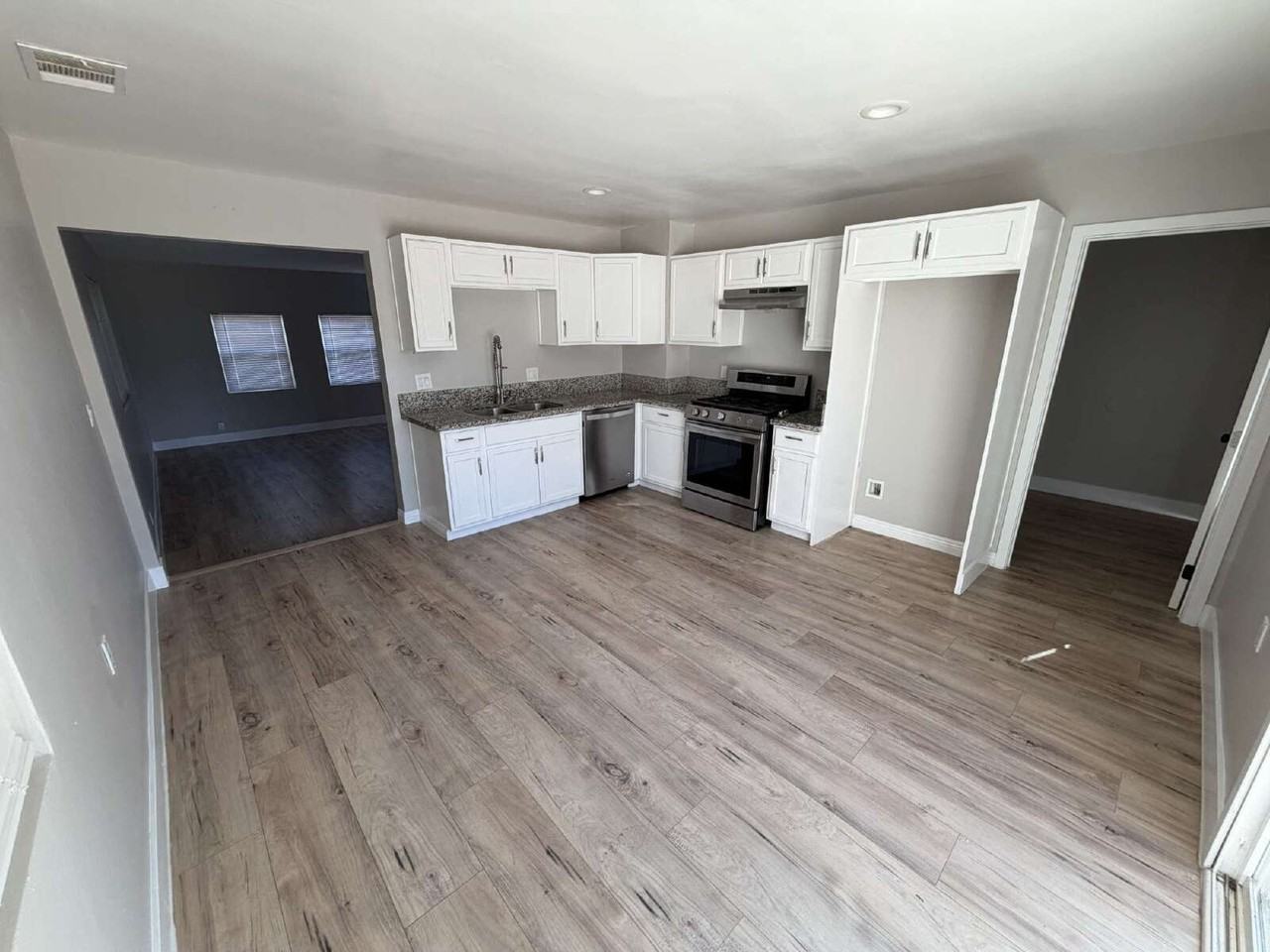 2804 Elmwood Ave - Photo 3 of 10