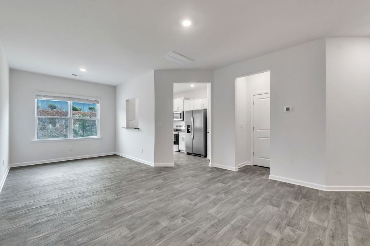 1312 Wunder Way - Photo 4 of 29