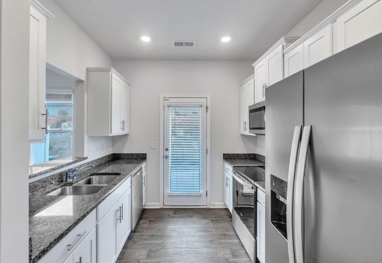 1312 Wunder Way - Photo 6 of 29