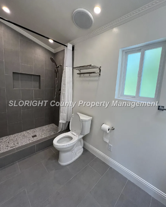 3340 Johnson Ave - Photo 6 of 16