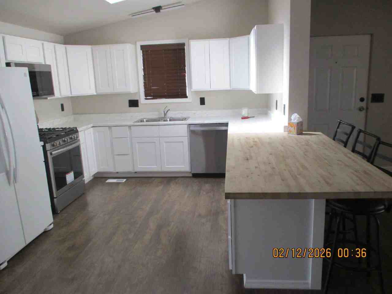 3001 W Young - Photo 5 of 12