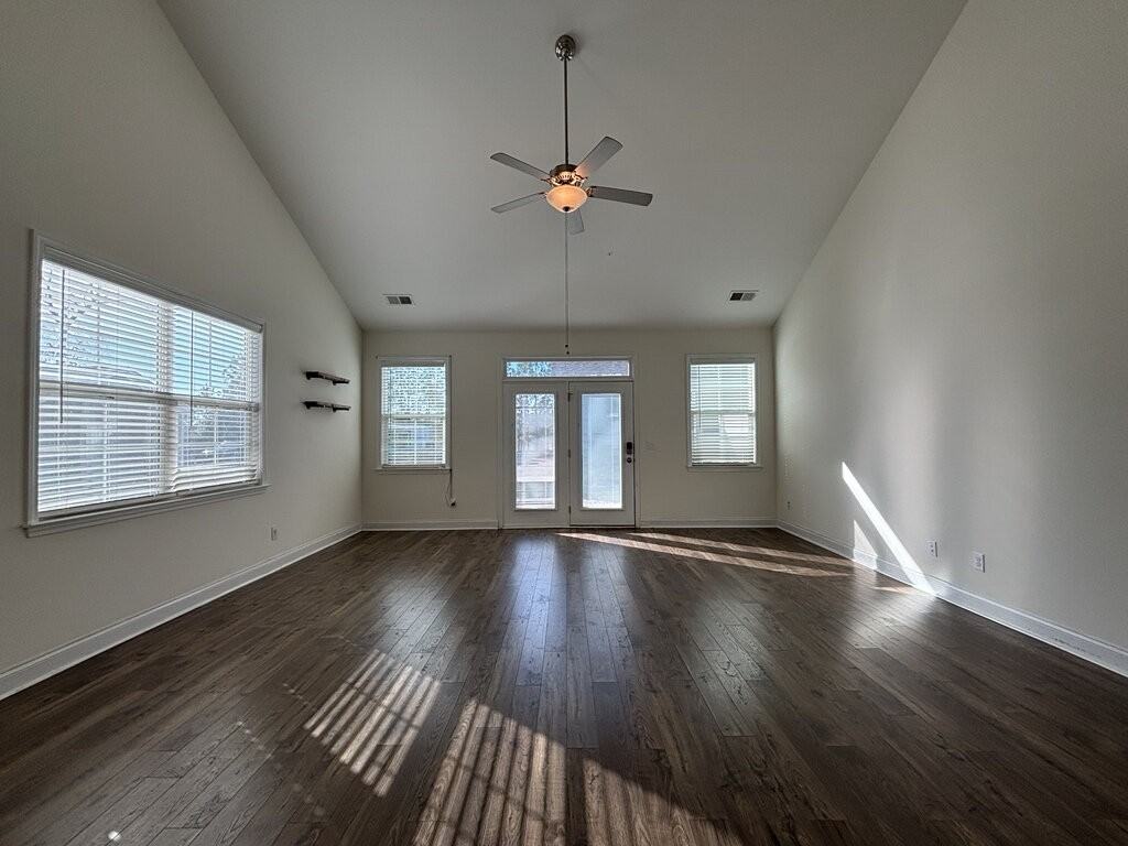 608 Ravensridge Ln - Photo 7 of 35