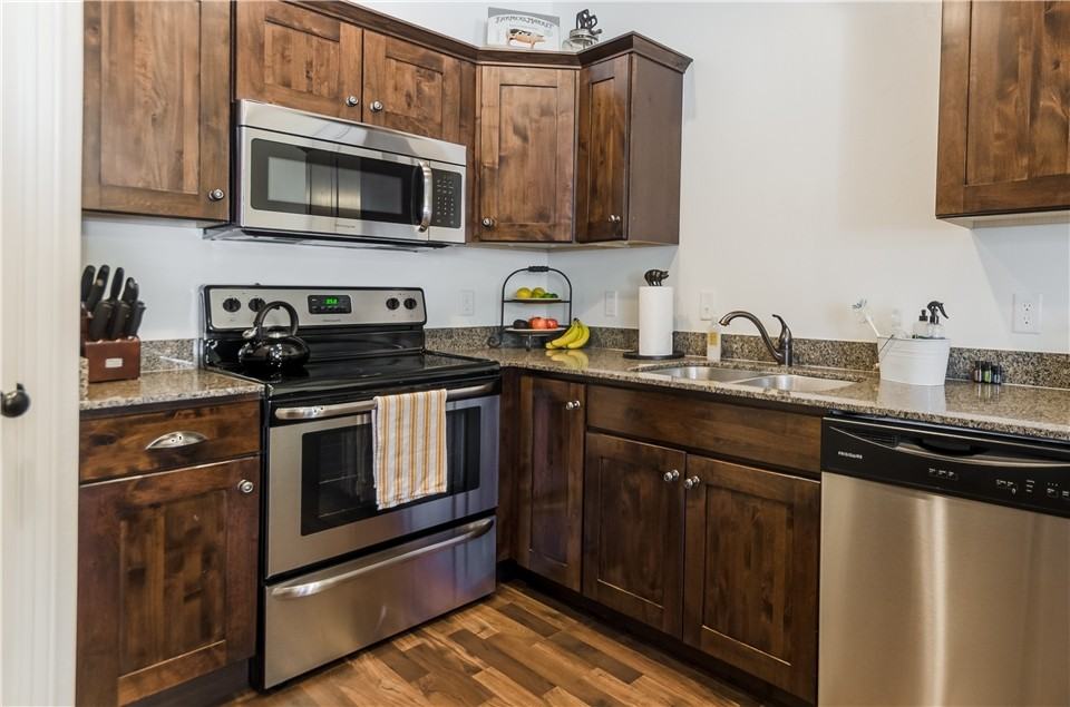 664 Se - Photo 2 of 16