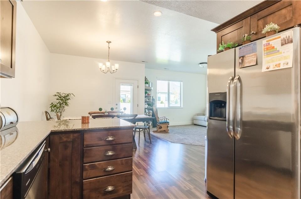 664 Se - Photo 7 of 16