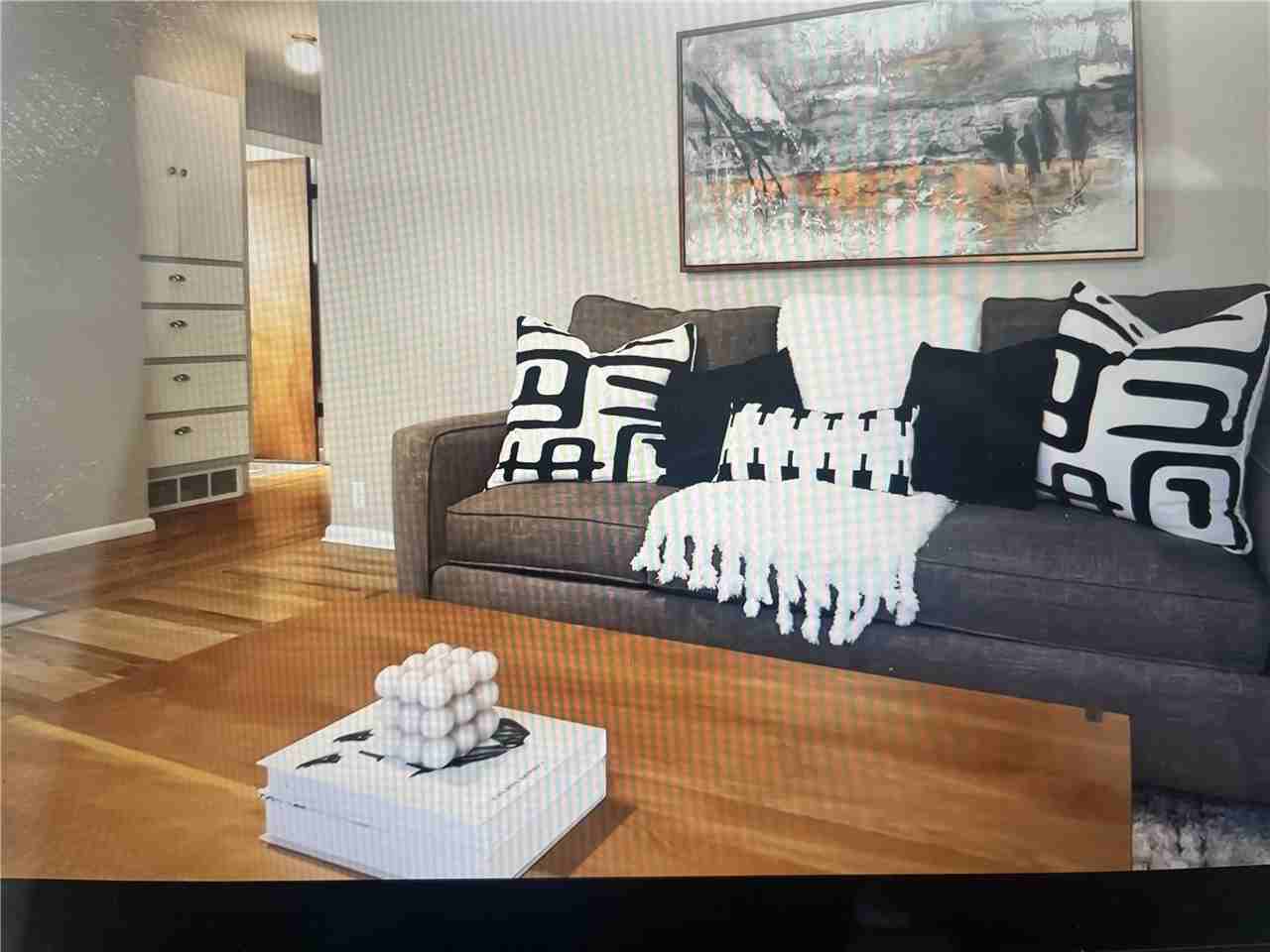 2118 E Browning Ave - Photo 6 of 19