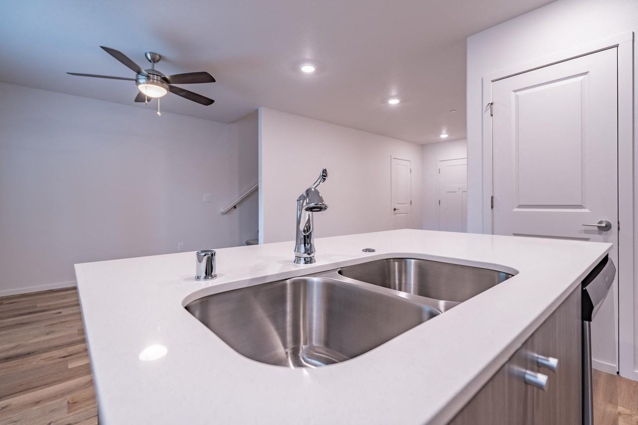 Roosevelt Commons - Photo 4 of 20