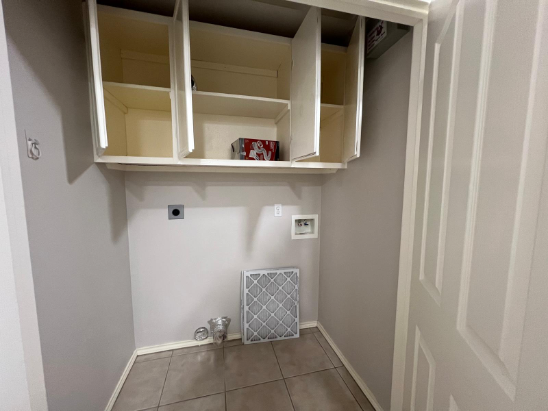 4310 N 27th Ln - Photo 7 of 24