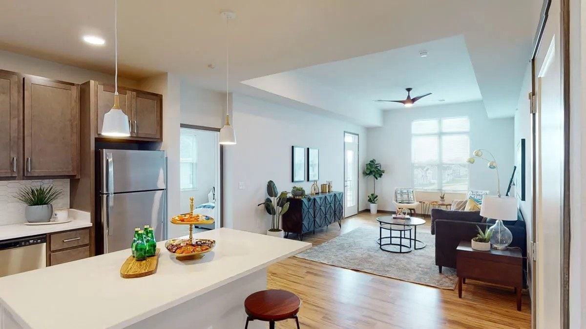 Van Buren West - Photo 4 of 50