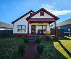 featured image of 306 Brighton St