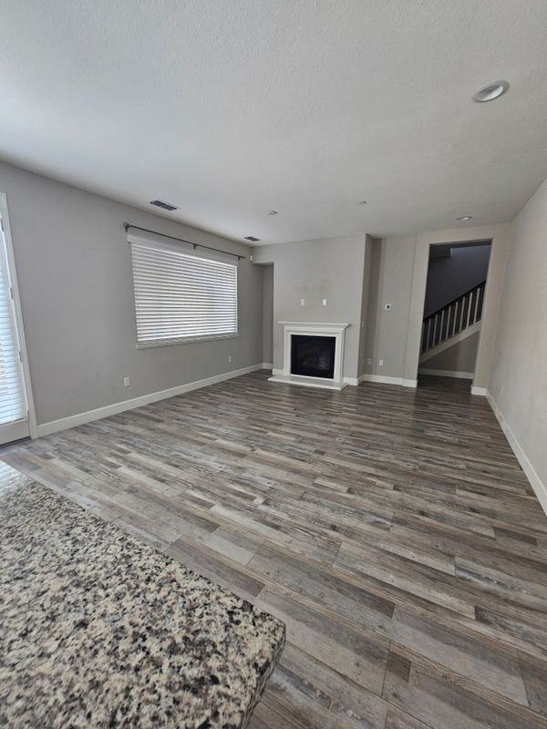 2111 Parsons Dr - Photo 2 of 18