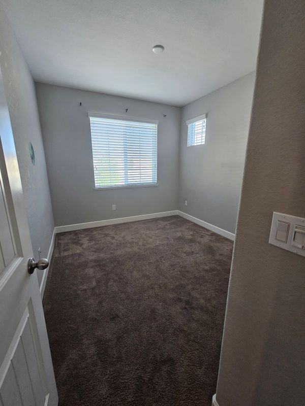 2111 Parsons Dr - Photo 6 of 18