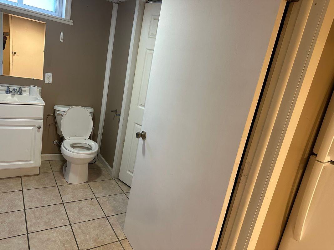 120 Frank St - Photo 5 of 8