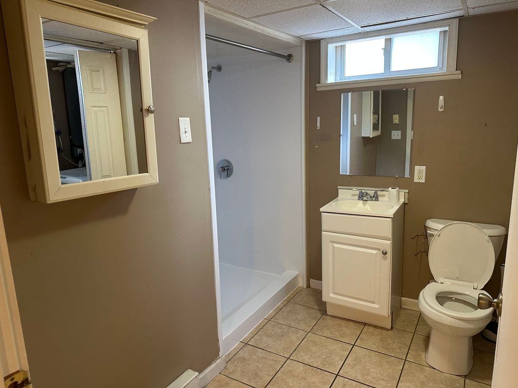 120 Frank St - Photo 7 of 8