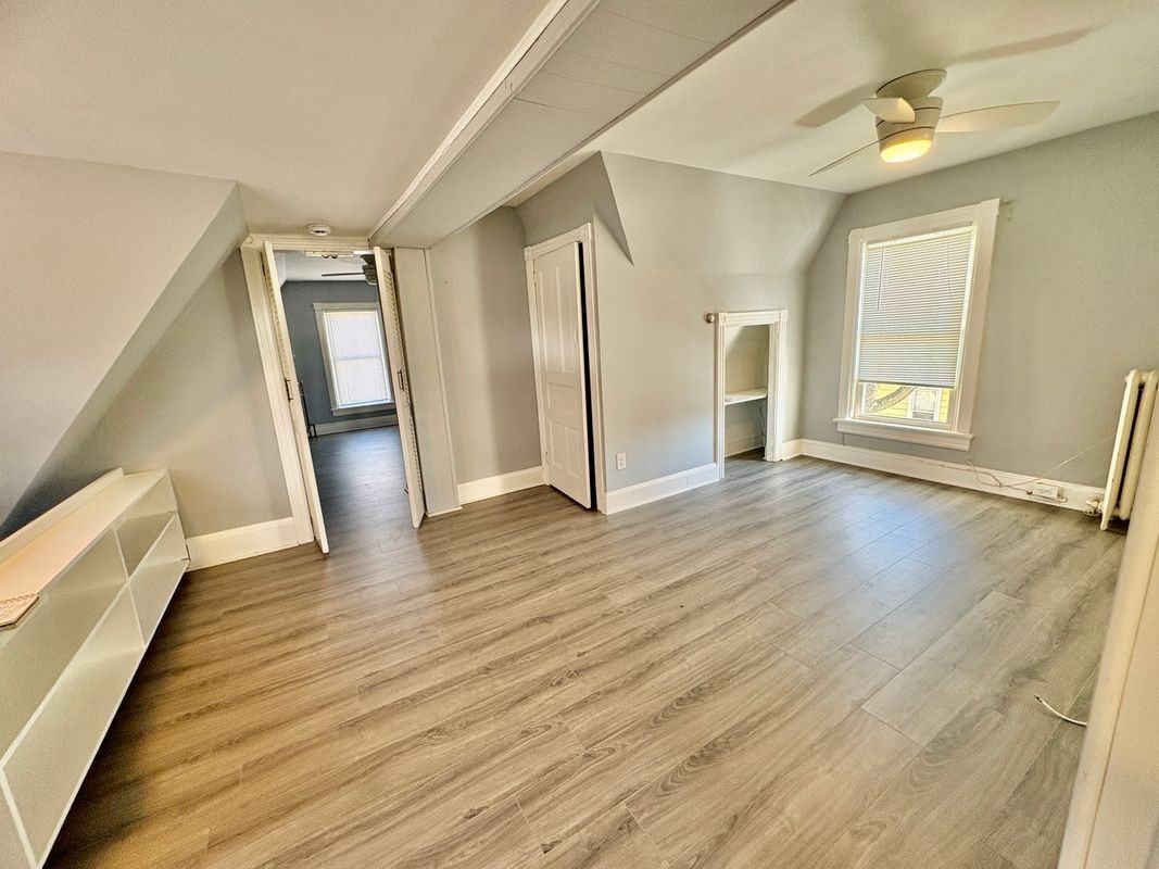 735 Morgan Ave - Photo 2 of 14