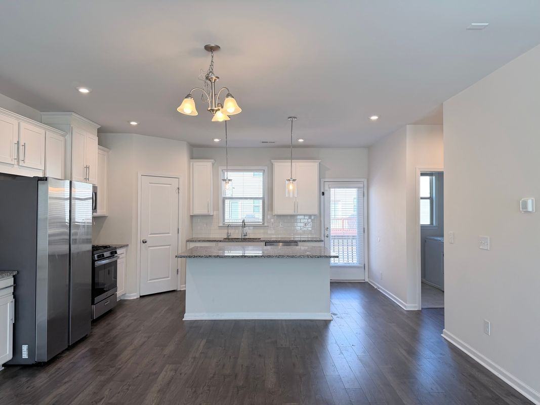 3668 Hidden Valley Cir - Photo 4 of 20