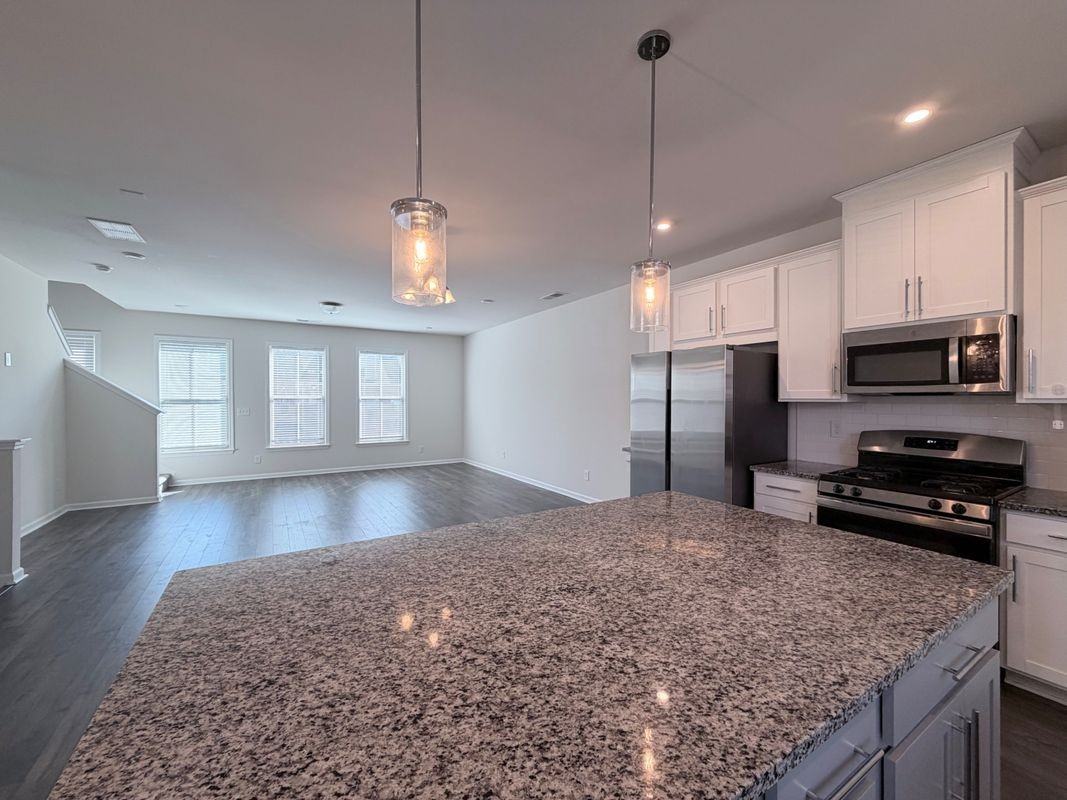 3668 Hidden Valley Cir - Photo 7 of 20