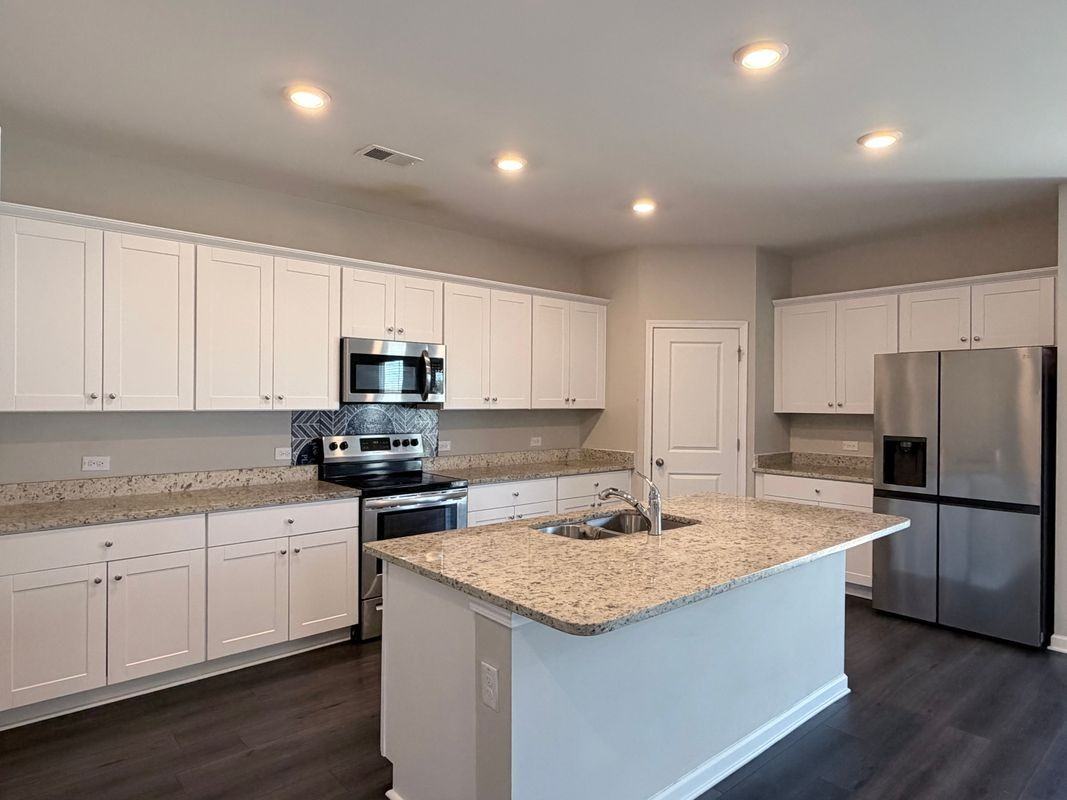 39 Wynn Way - Photo 2 of 16